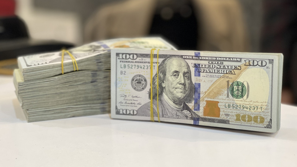 مساء الأربعاء.. تعرف على أسعار صرف الدولار في العراق