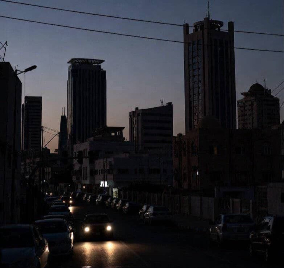 شظايا صواريخ تخرج 7 خطوط كهرباء عن الخدمة في الكويت