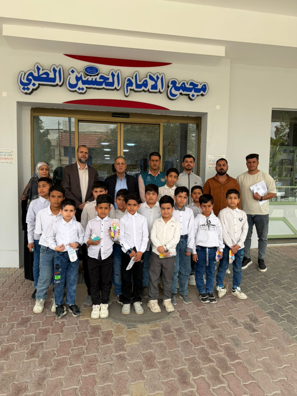 العتبة الحسينية تخضع طلبة مدارس الايتام التابعة لها الى (6) فحوصات مجانية(صور)