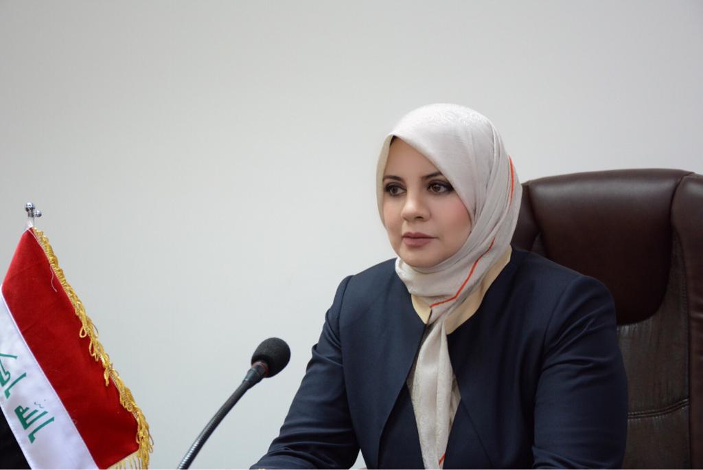 نائبة: وزراء حاليين يقودون عمليات فساد قبل احالتهم للتقاعد