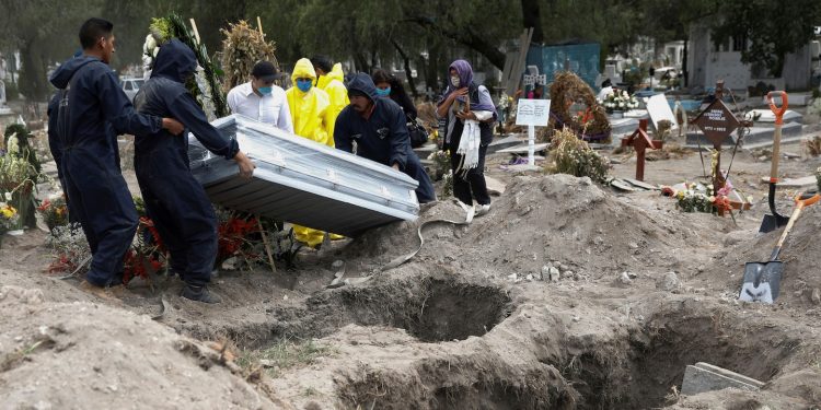 المكسيك تسجل ارتفاعا قياسيا بأعداد المصابين بكورونا