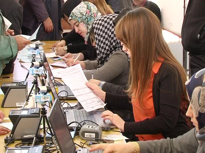 العراق.. ’’600 ألف فضائي بدوائر الدولة’’.. ما الذي يمنع الإعلان عن عدد الموظفين الكلي؟