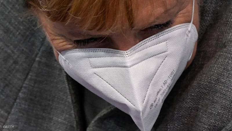 ألمانيا تمدد العزل وتبدأ التطعيم ضد كورونا الشهر المقبل