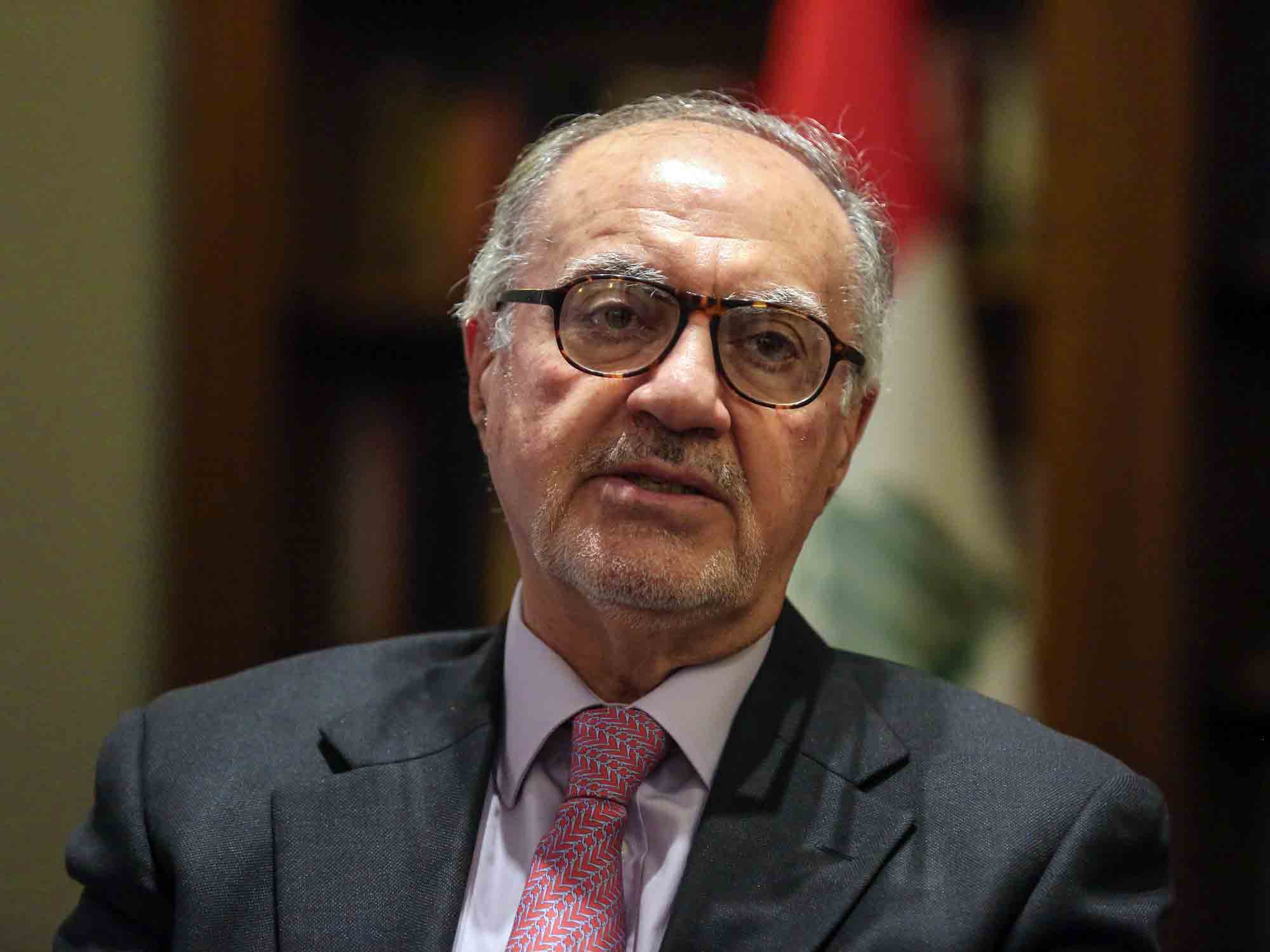 وزير المالية يحذر: إما تقليل الإنفاق أو الذهاب في طريق فنزويلا ونهايته الإفلاس