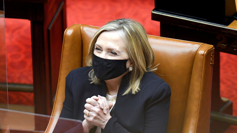 هيلاري كلينتون: تبرئة ترامب إن تمت فلأن هيئة المحلفين تضم متآمرين معه