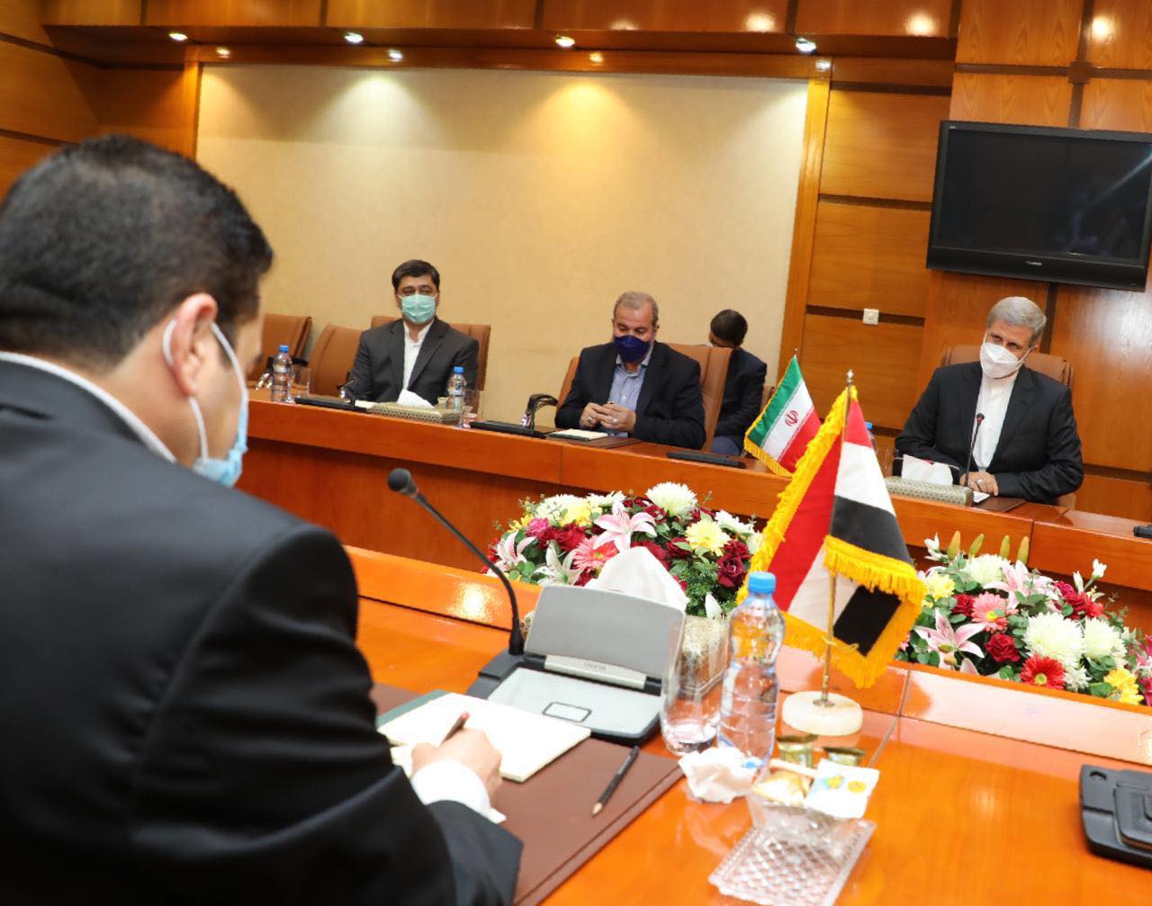 وزير الدفاع الإيراني يؤكد للأعرجي استعداد بلاده لتعزيز التعاون الدفاعي مع العراق