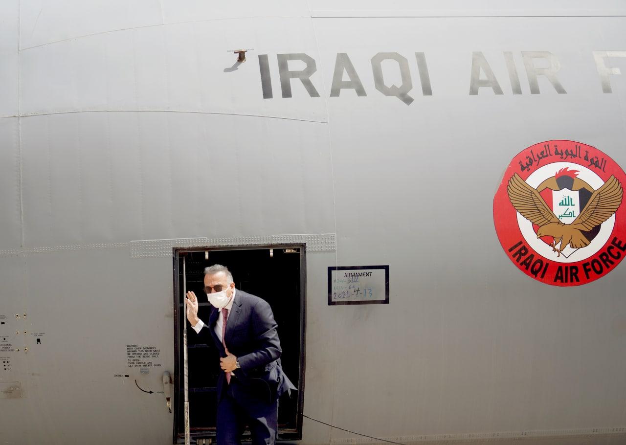 الكاظمي يصل الى محافظة المثنى برفقة وفد حكومي