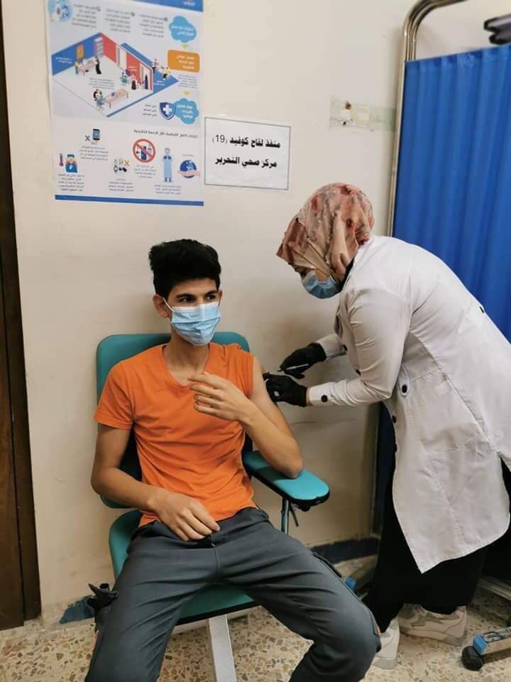 تخفيض كبير بعدد الفحوصات يقابله انخفاض في عدد مصابي كورونا في العراق