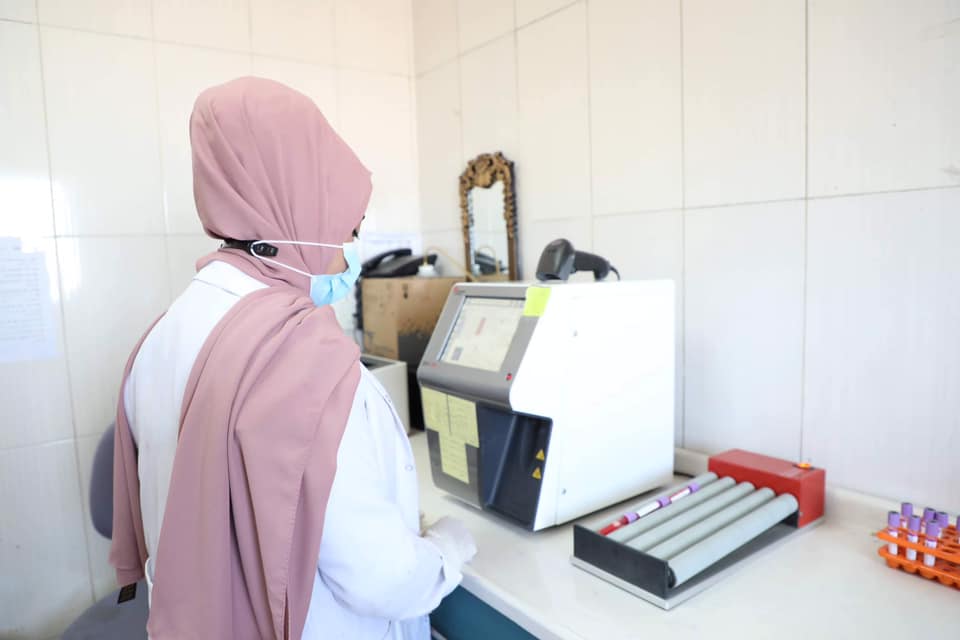 مع تخفيض عدد الفحوصات.. العراق يسجل حصيلة ثقيلة باصابات ووفيات كورونا