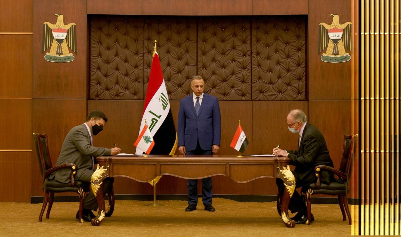 بالسعر العالمي.. العراق يوقع اتفاقية لبيع زيت الوقود الثقيل مع لبنان (صور)