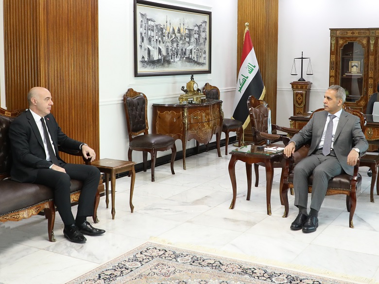 زيدان والسفير التركي يبحثان قضايا المحكومين والمطلوبين الذين يحملون الجنسية التركية