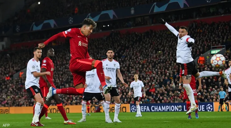 ليفربول ينجو من "ريمونتادا" بنفيكا ويضرب موعدا مع فياريال