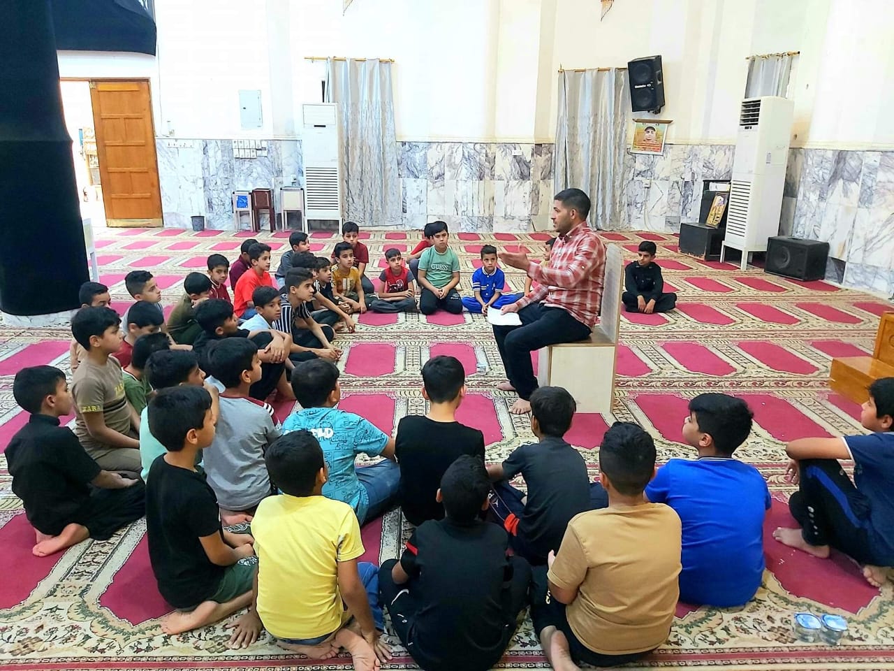 بمشاركة أكثر من  (٩٠٠) طالباً وطالبة.. فرع دار القران الكريم في ميسان يقيم الدورات القرآنية الصيفية (صور)