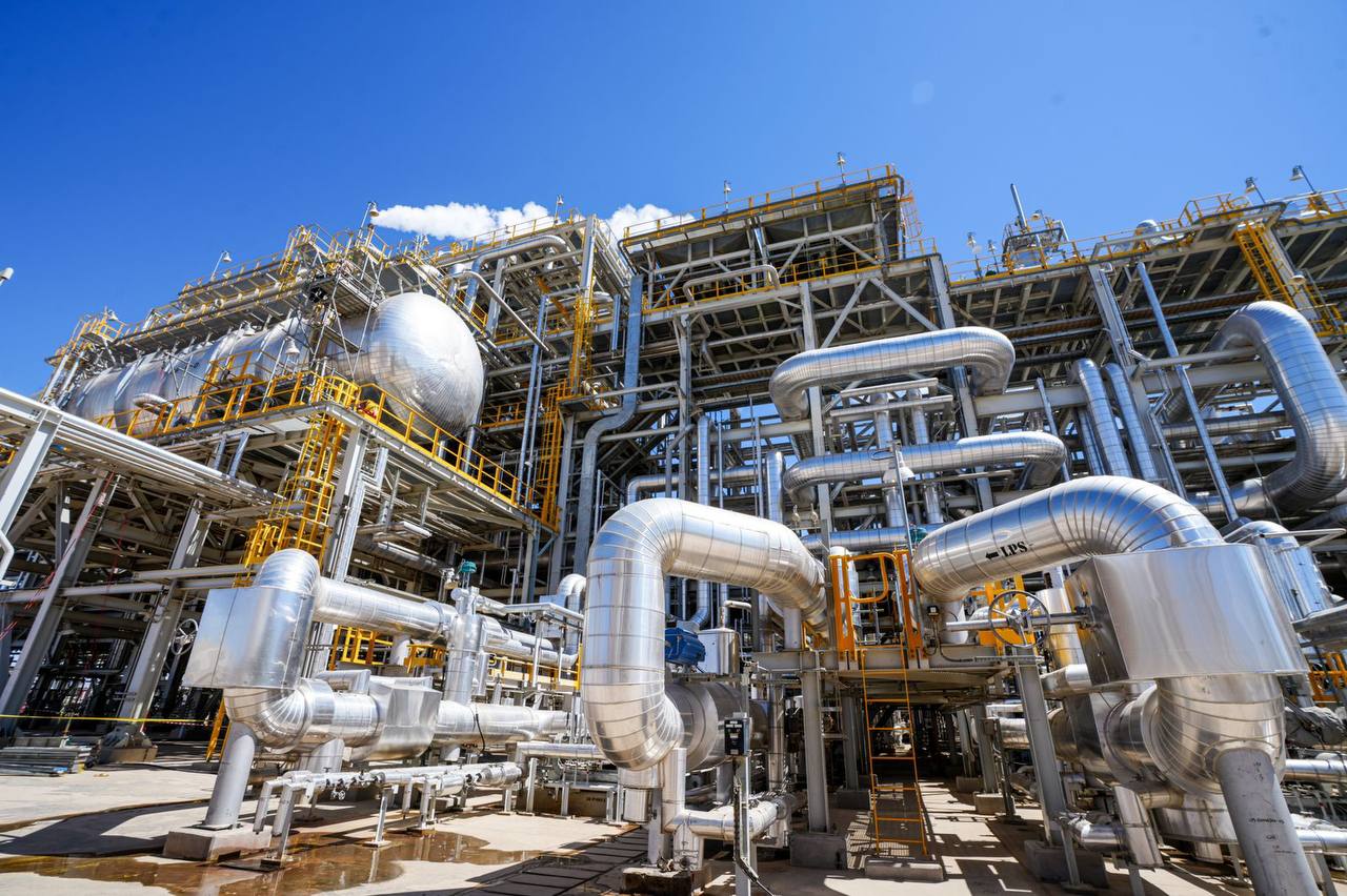 تراجع أسعار النفط وسط توقعات رفع الفائدة الأمريكية وضعف الطلب الصينيِ