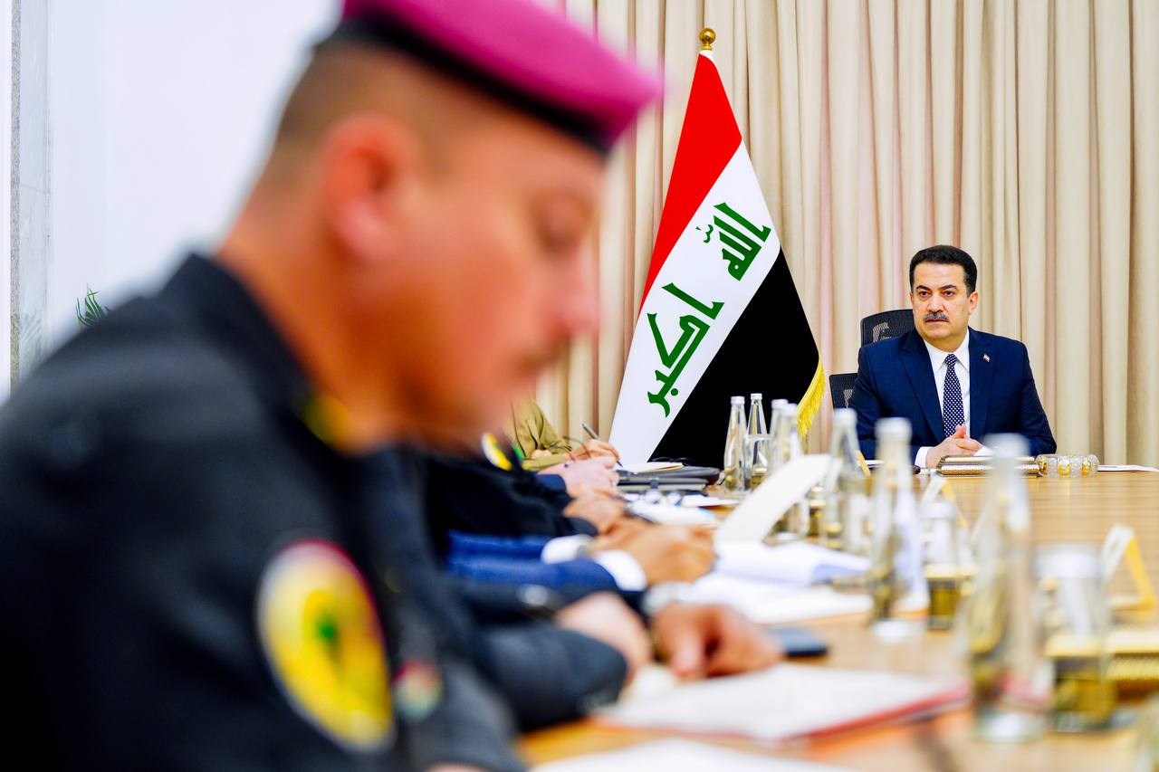 السوداني يوجه باستمرار ملاحقة المضاربين ومهربي العملة في العراق