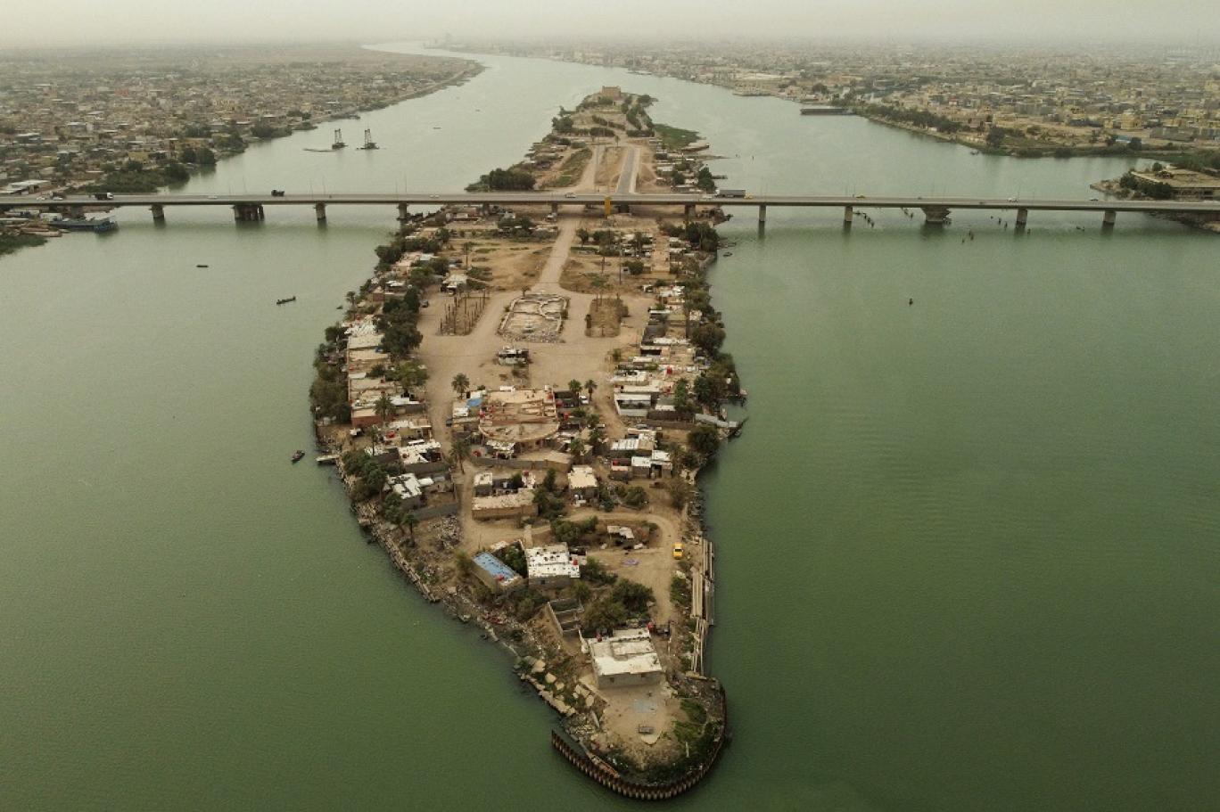 سرق أموال جباية الكهرباء.. شرطة البصرة تعتقل المتهم