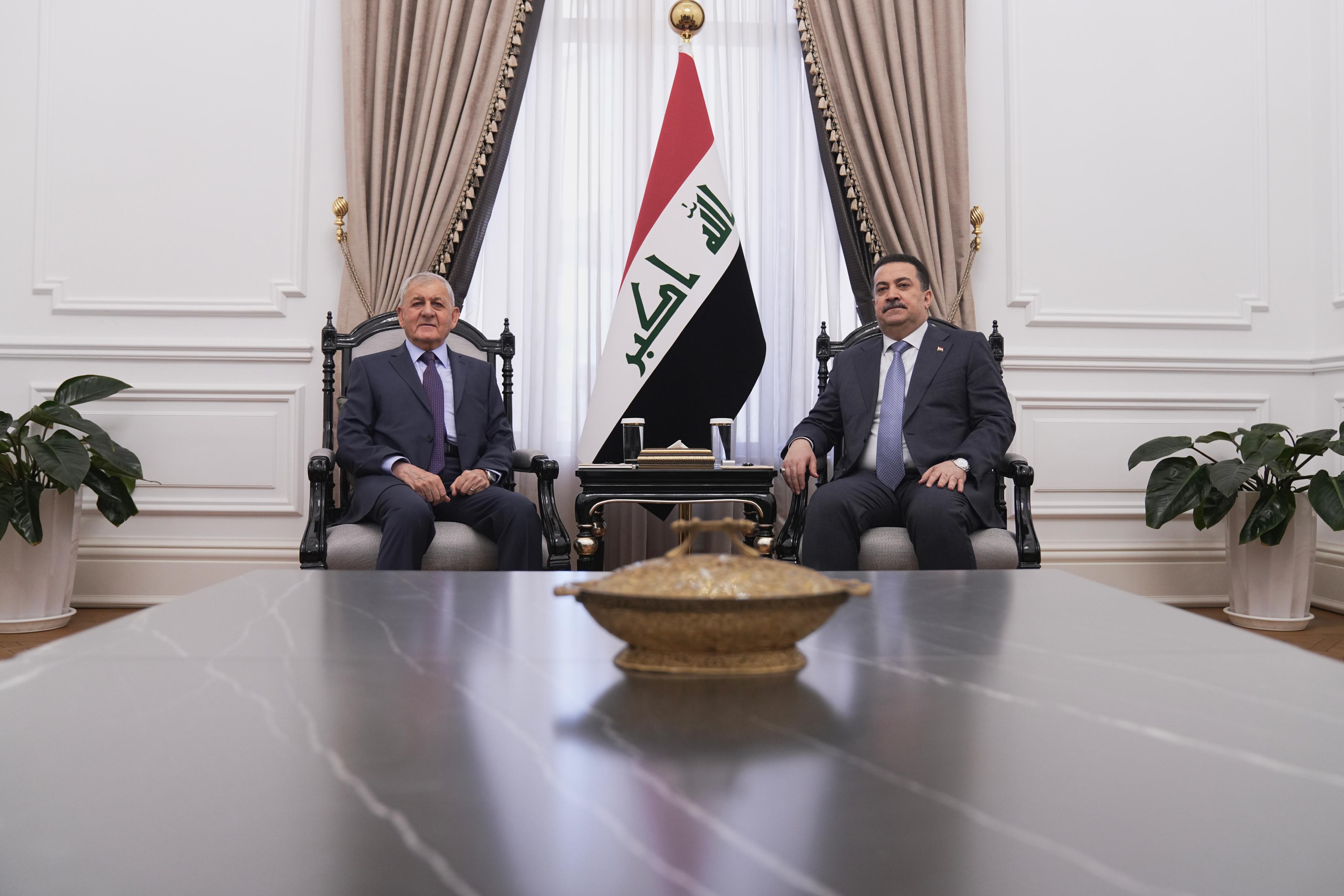 السوداني ورشيد يناقشان حل أزمة الرواتب بين بغداد وأربيل وفق الدستور