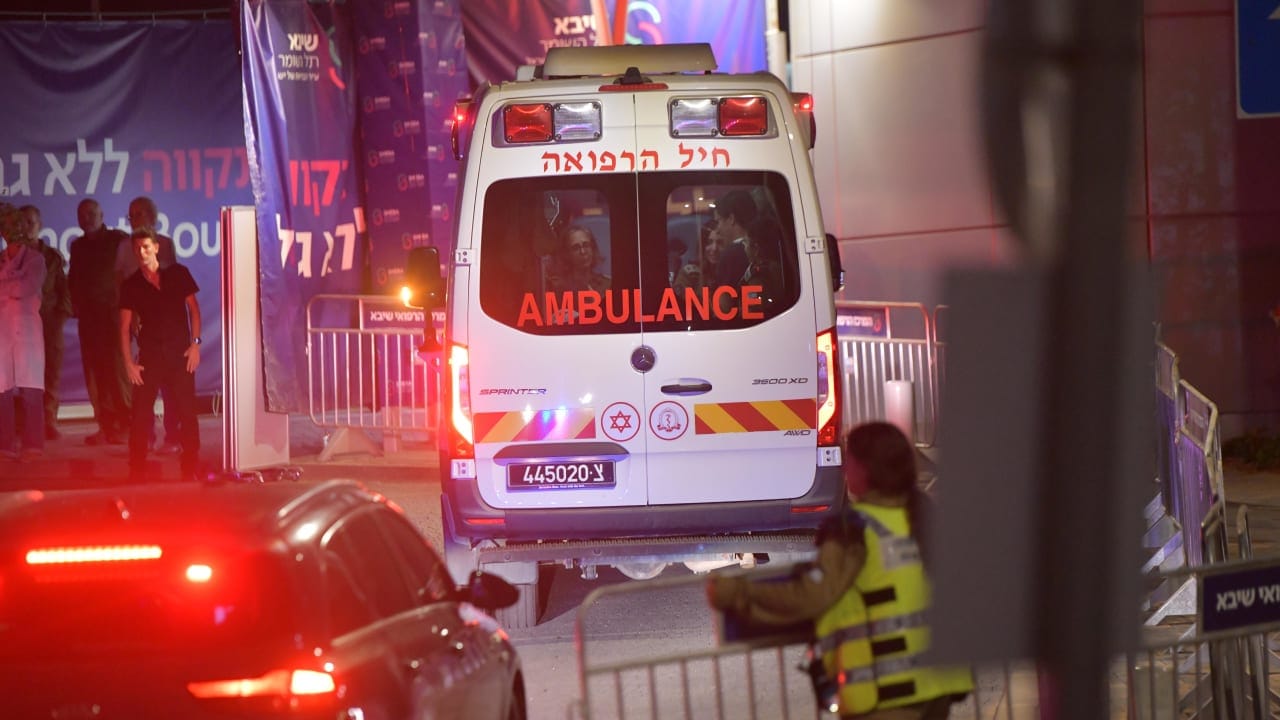 بعد إطلاق سراحها في العراق.. "تسوركوف" تصل إلى "إسرائيل" (صور)