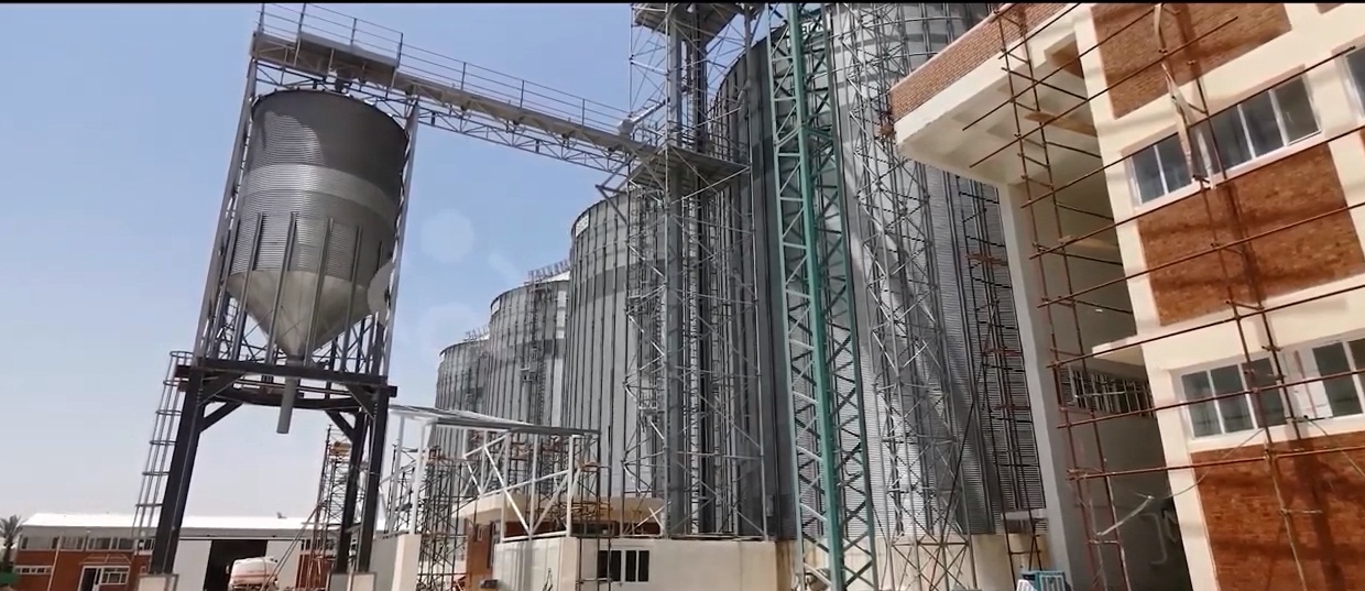 فيديو:انجاز اكبر مصنع للدقيق في كربلاء يساهم بتقليل الاستيراد وتشغيل الايدي العاملة..تعرف على الجهة المنفذة