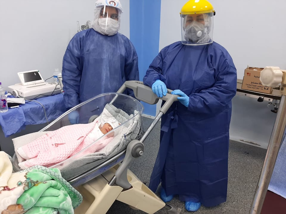 ولادة ( 75 ) طفل وطفلة من أُمهات مُصابات بـ " كُورونا " في كربلاء منذ بدء الجائحة