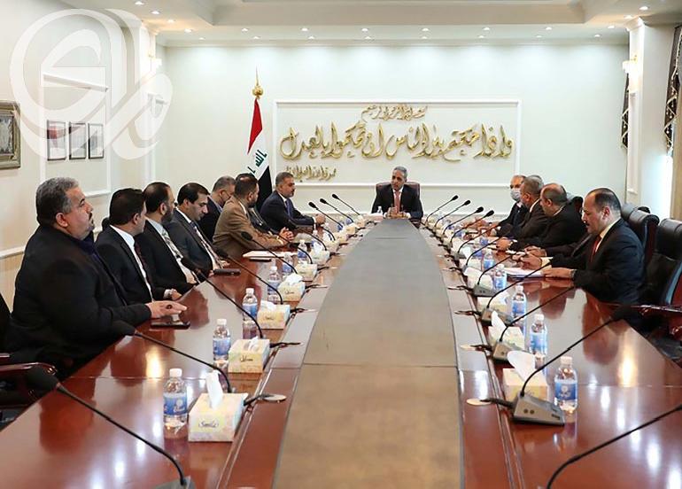 صحيفة تكشف عن أكبر صفقة سياسية لاسترجاع 150 مليار دولار إلى خزينة العراق