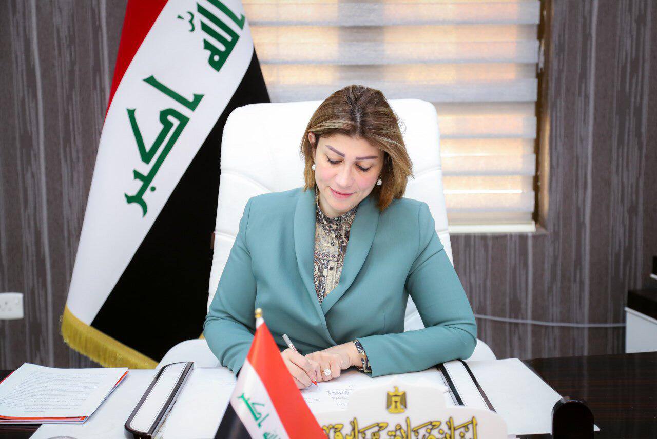 وزيرة الهجرة تجدد دعمها للعودة الطوعية للعراقيين في الخارج ورفضها لكل أشكال العودة القسرية