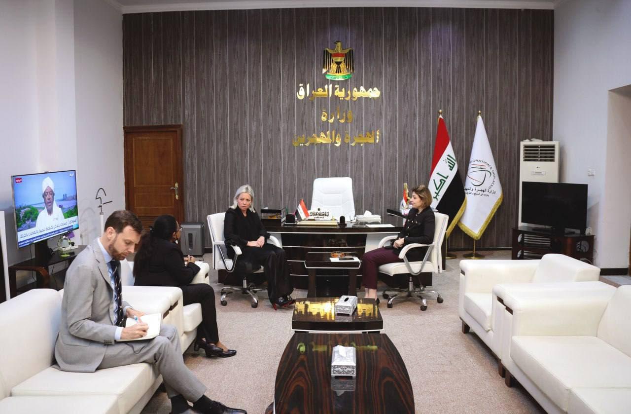 وزيرة الهجرة تستقبل بلاسخارت و تبحثان أوضاع العراقيين العالقين على الحدود البيلاروسية