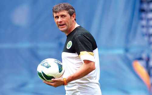 مدرب ريال مدريد مرشح ساخن لقيادة المنتخب الوطني