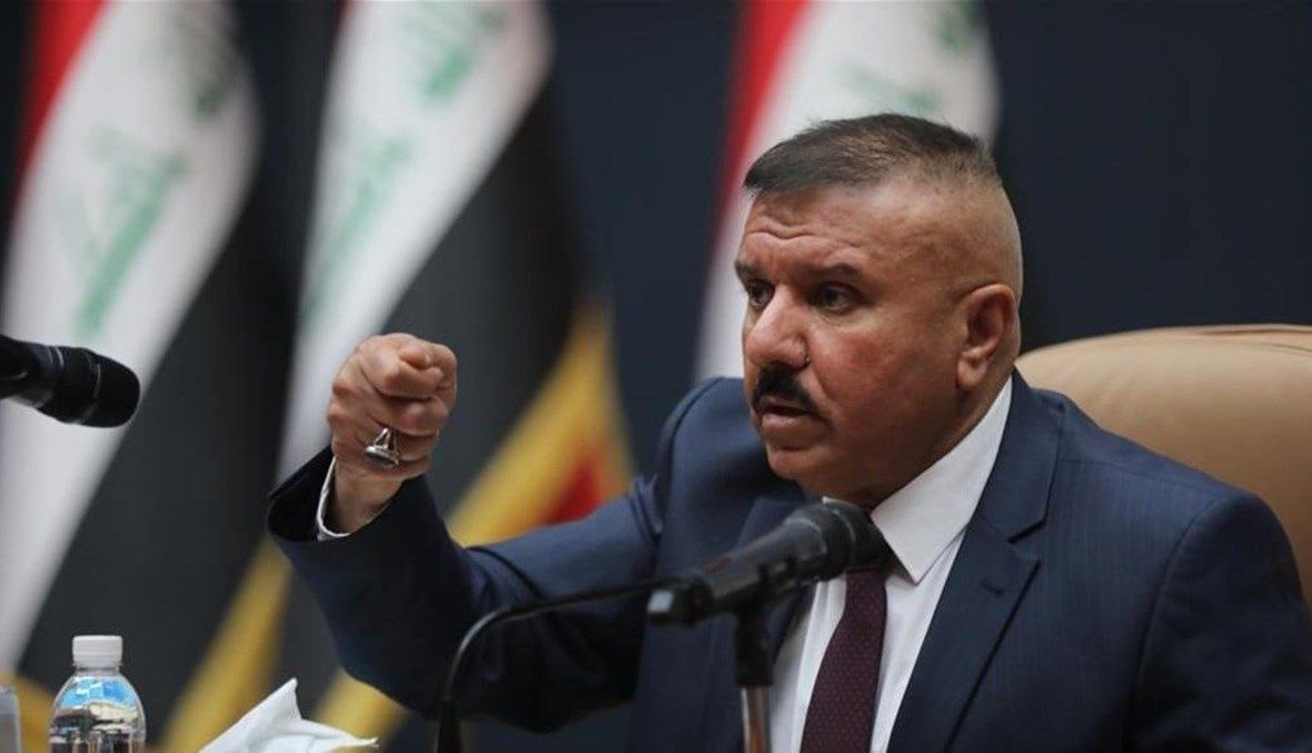 وزير الداخلية يؤكد على إنهاء الترهل بالرتب و"إعطاء كل ذي حق حقه"