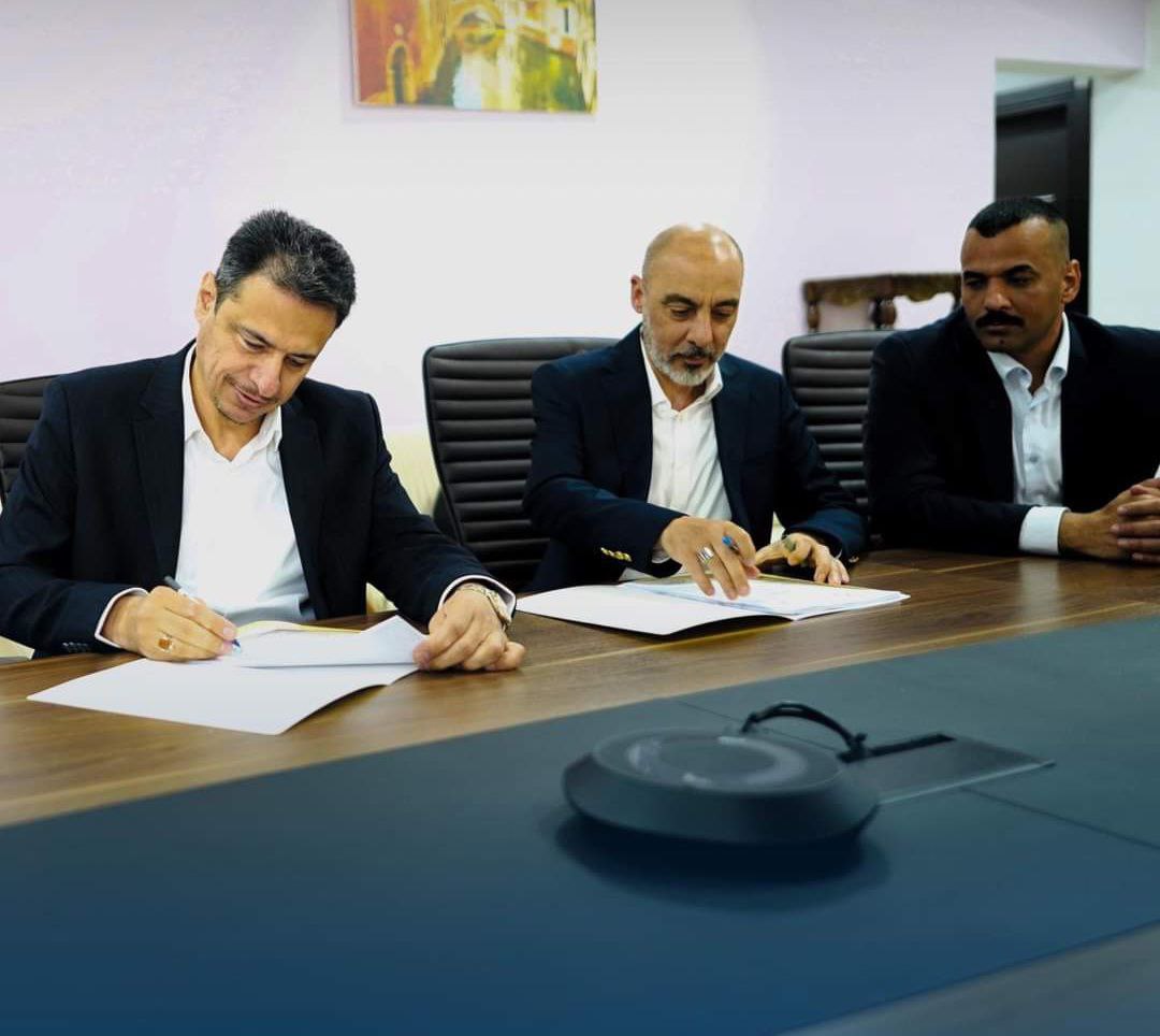 العتبة الحسينية توقع عقدا لتجهيز (٤) اجهزة حديثة توفر تقنية( HyperSight)