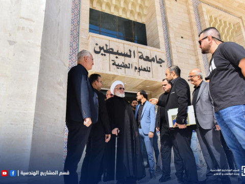 الشيخ عبد المهدي الكربلائي يطلع على احدث جامعة طبية في كربلاء تحتوي على 28 مختبرا حديث لكلياتها