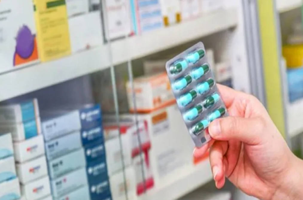 نقيب صيادلة العراق لخريجي السادس الإعدادي: لا تقدموا على كليات الصيدلة