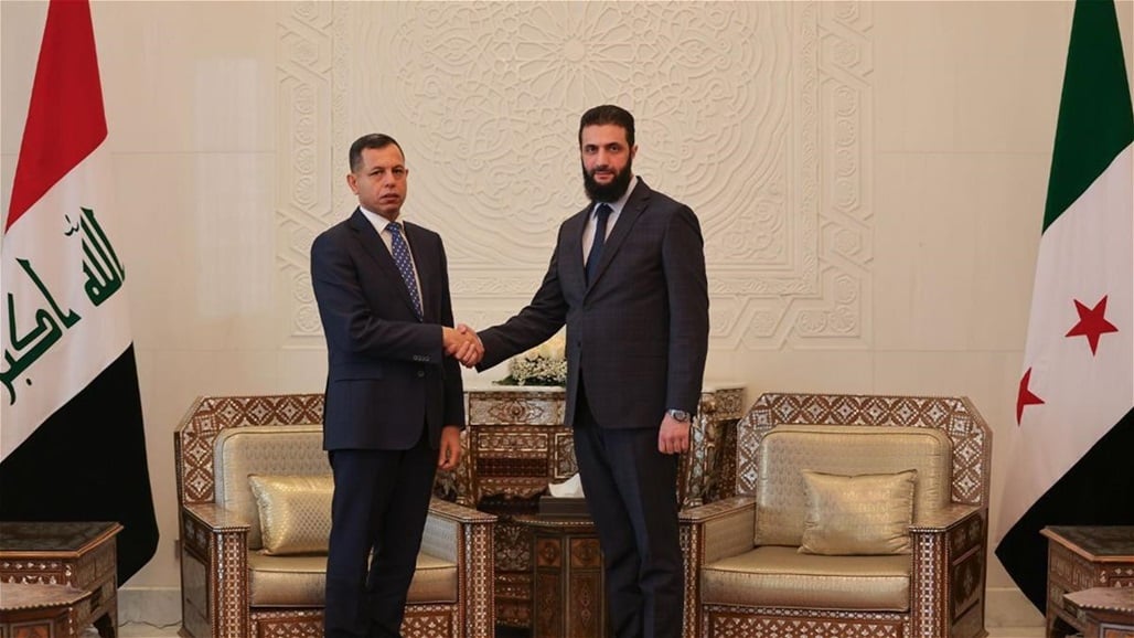 يترأسه الشطري ويضم مسؤولين من 4 وزارات.. وفد العراق يصل إلى سوريا للقاء الشرع