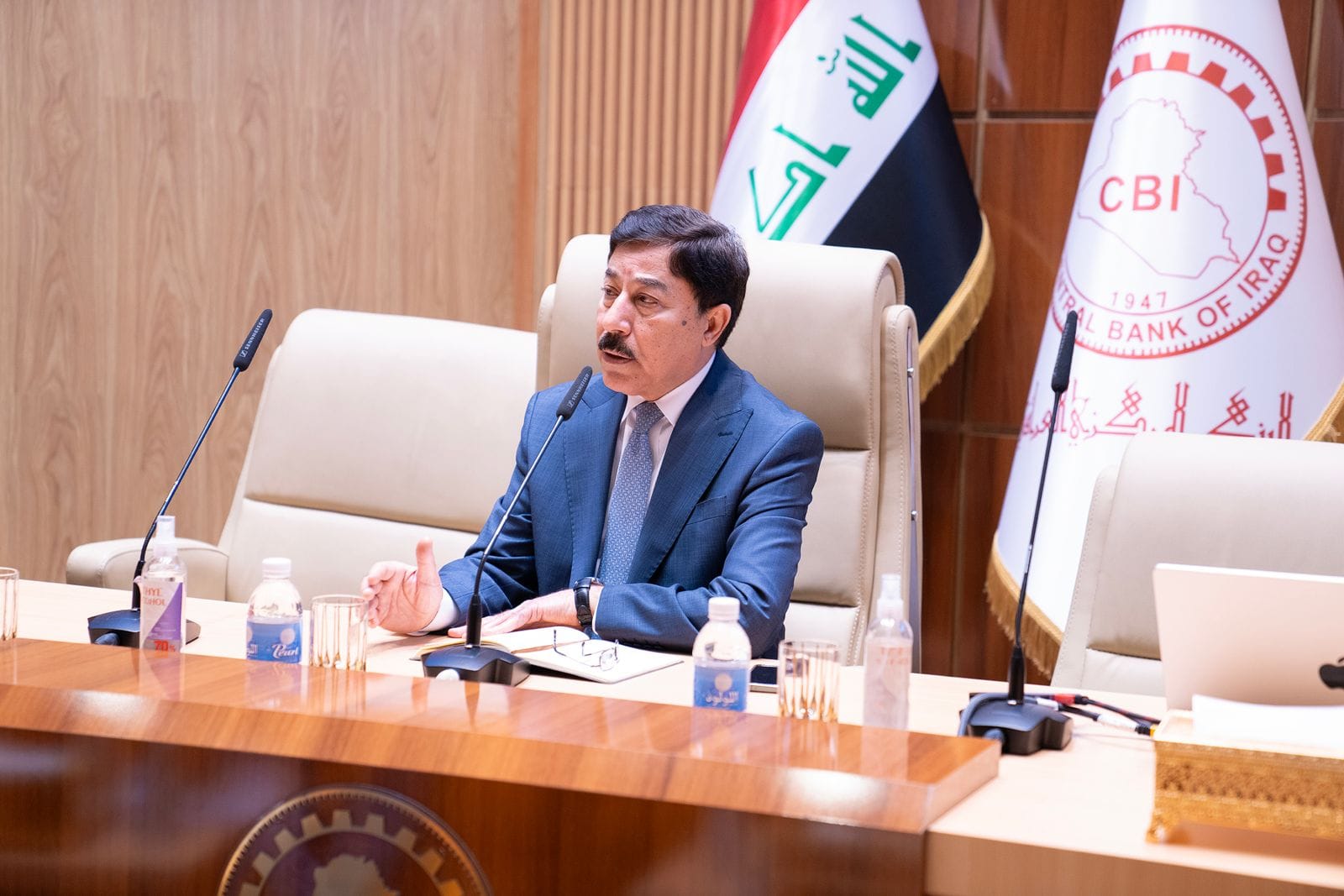 محافظ البنك المركزي: الديون الداخلية والخارجية للعراق تصل نحو 150 مليار دولار (وثائق)