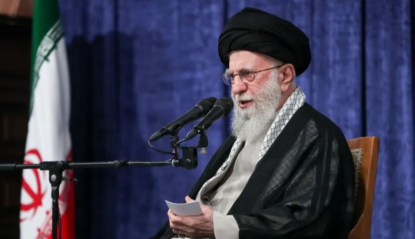 الخامنئي يرفض عرض ترامب للحوار وينفي تدمير قدرات إيران النووية