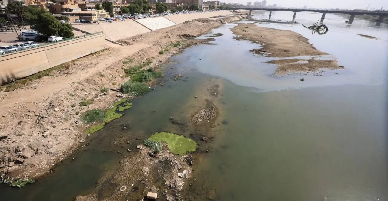 لجنة نيابية تحذر من كارثة غير مسبوقة: دجلة يتعرض لإبادة بيئية
