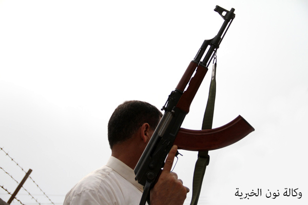 اشتباكات "عنيفة" بين القوات الأمنية ومسلحين شمالي البصرة (فيديو)