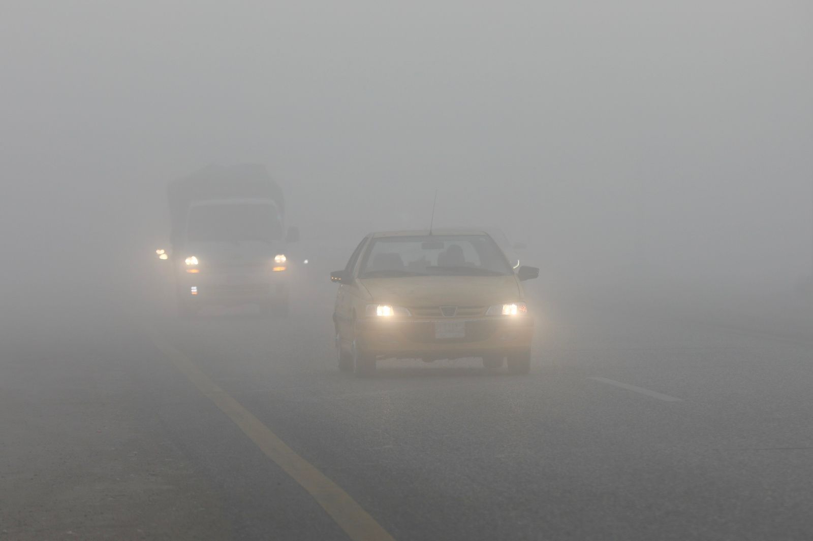 مدى الرؤية أقل من 1 كيلومتر.. ضباب في عدة مناطق عراقية والأنواء الجوية تحذّر