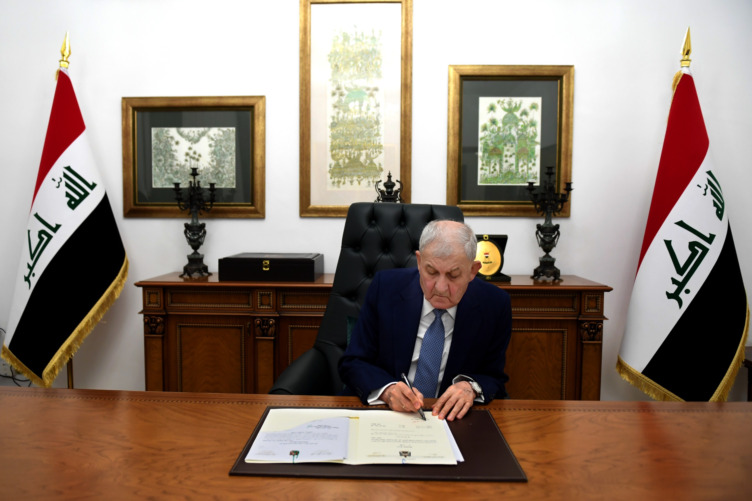 مرسوم جمهوري.. الرئيس رشيد يحدد موعد الجلسة الأولى للبرلمان العراقي