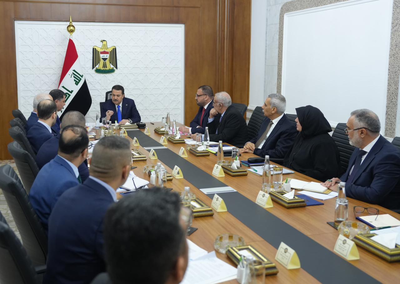 الحكومة تراجع إزالة التجاوزات على الكهرباء ومحاسبة المخالفين على واردات الجباية