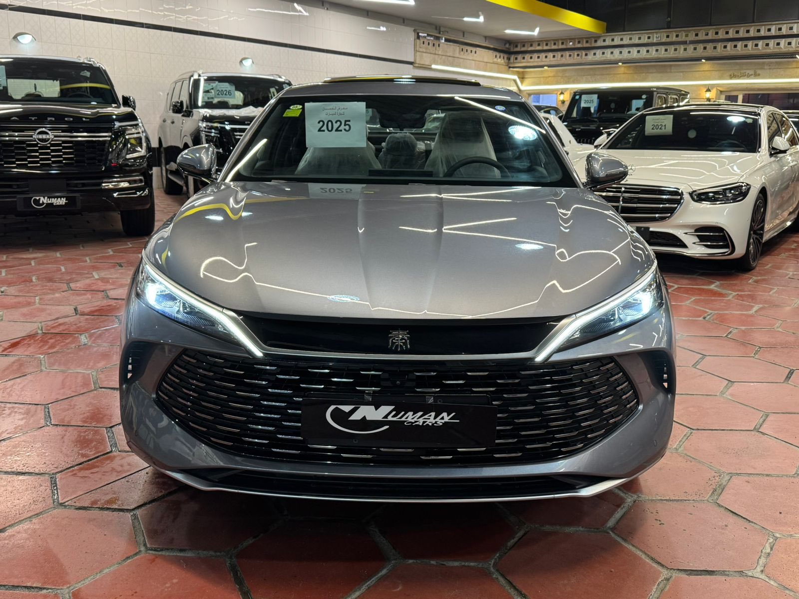 مرصد يؤشر "خطأ فادحا" للحكومة العراقية بفرض التعرفة الجمركية على السيارات "الهجينة"