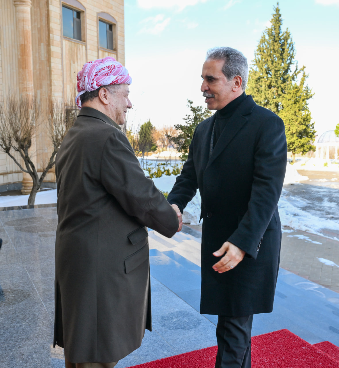 خلال لقائه مسعود بارزاني.. القاضي زيدان يؤكد على أهمية الالتزام بالمواعيد الدستورية لترشيح رئيس الجمهورية