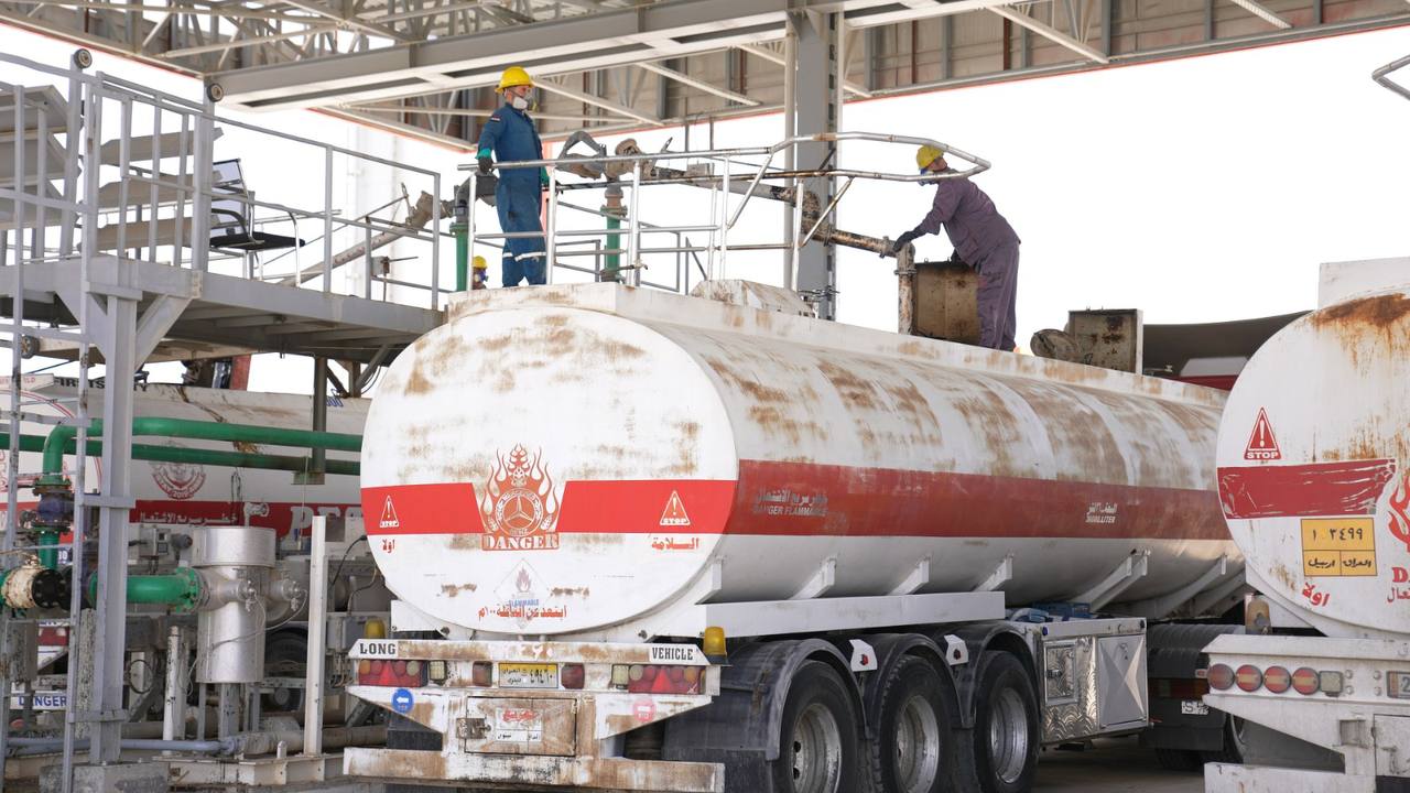 ما يحتاجه الوطن يحرم منحه مساعدات