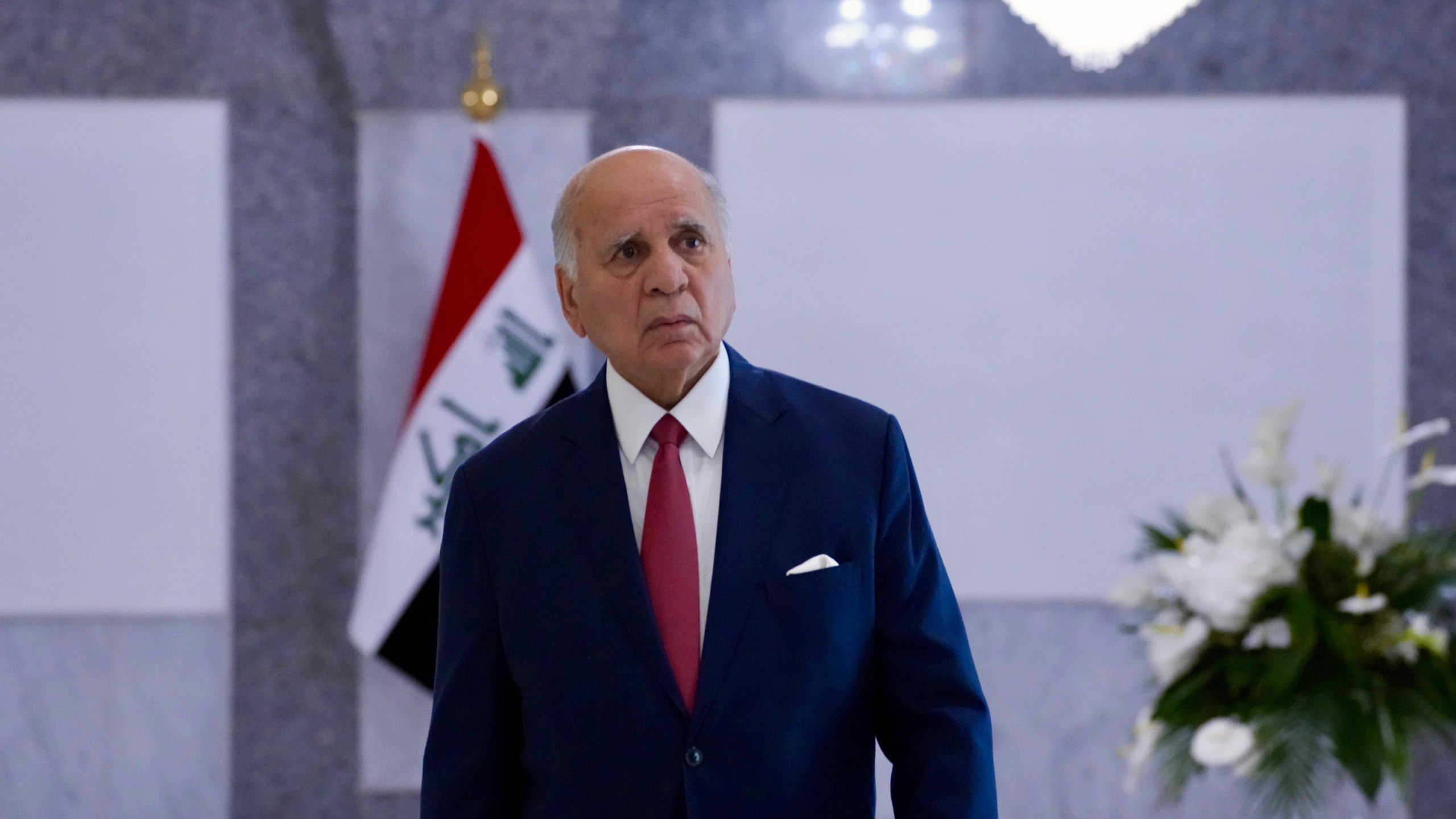 من طهران.. فؤاد حسين: تشكيل حكومة قوية في بغداد ضرورة استراتيجية