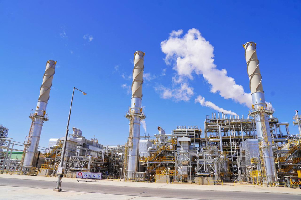 انخفاض جديد لأسعار النفط مع انحسار المخاوف بشأن الإمدادات في الشرق الأوسط