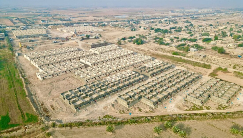 رسالة إنسانية من كربلاء.. العتبة الحسينية تواصل بناء مجمع سكني متكامل للعوائل المتعففة