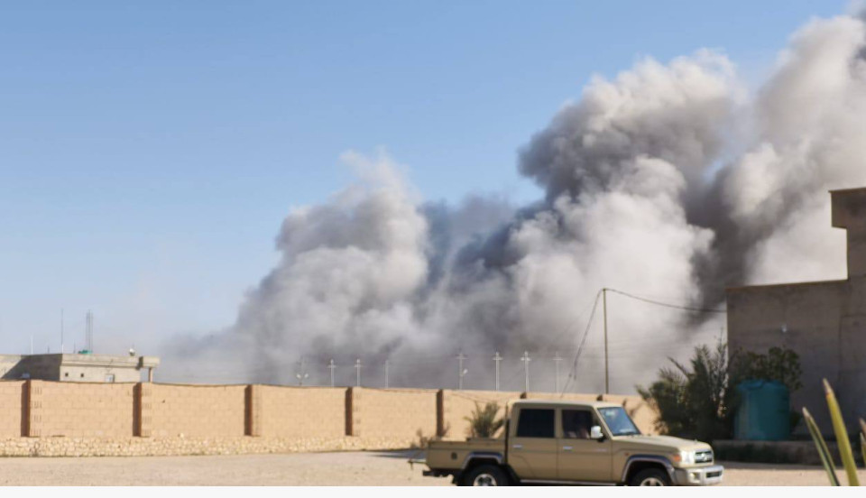 استشهاد وإصابة منتسبين بقصف مقر قائد عمليات الأنبار للحشد الشعبي (فيديو)