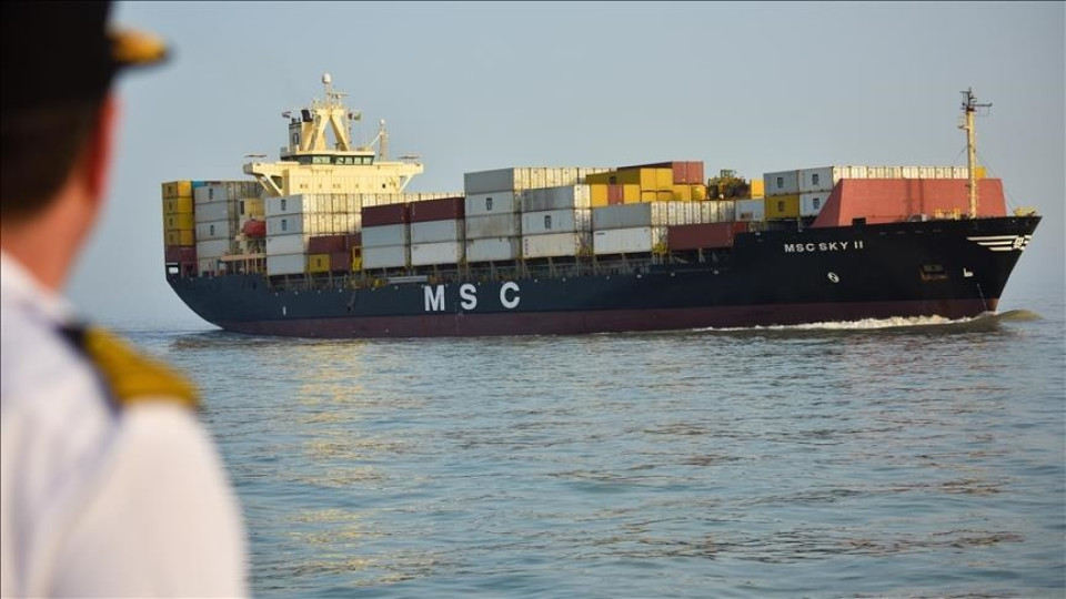 الصين تؤكد مرور 3 سفن عبر مضيق هرمز بنجاح