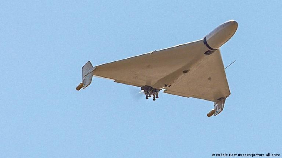 الجيش الإيراني يعلن استهداف قاعدة "الأزرق" الجوية