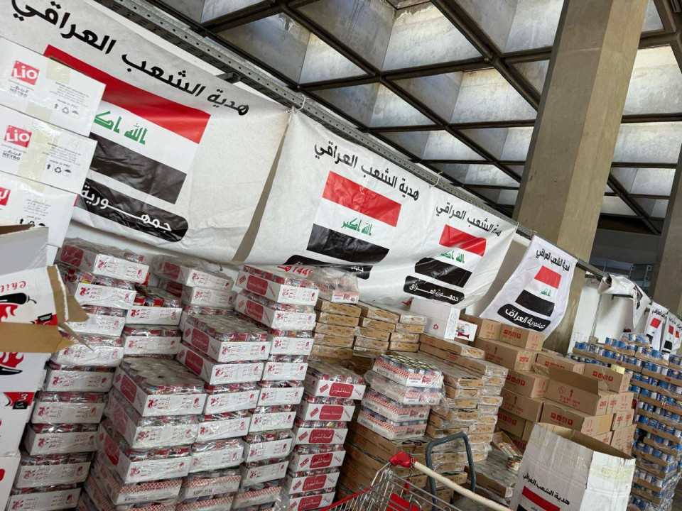 العراق يغيث النازحين اللبنانيين بسلال غذائية ومستلزمات إيواء عاجلة